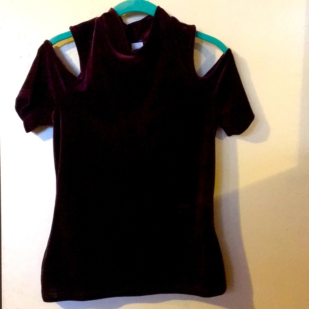 Cute cold shoulder velvet blouse!